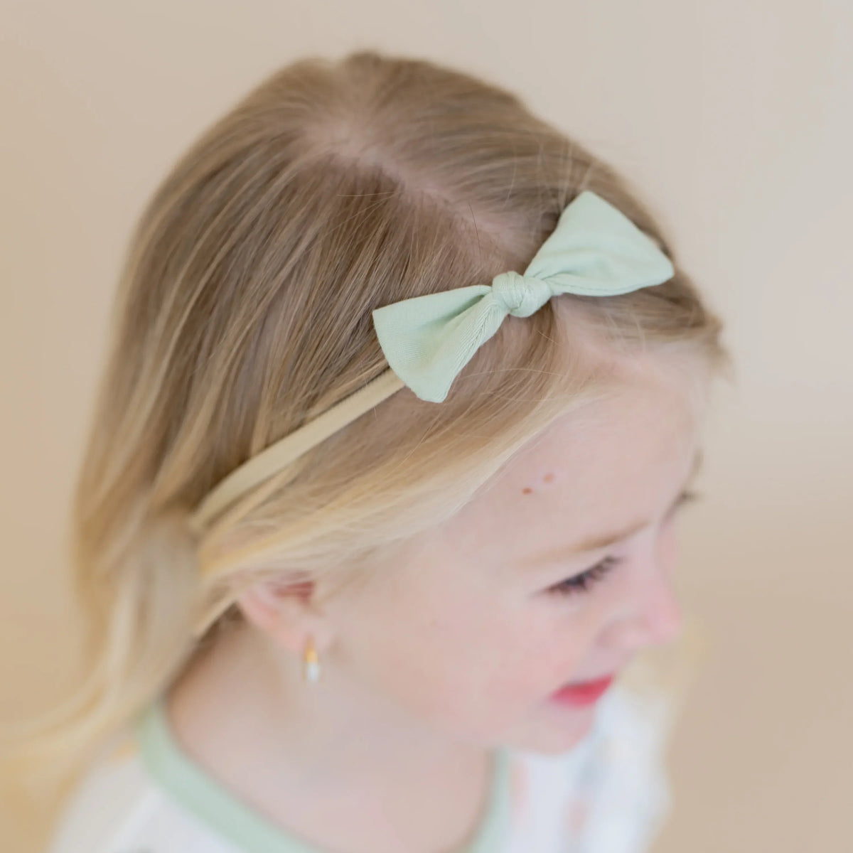 Tiny Nylon Bow in Basil Main image