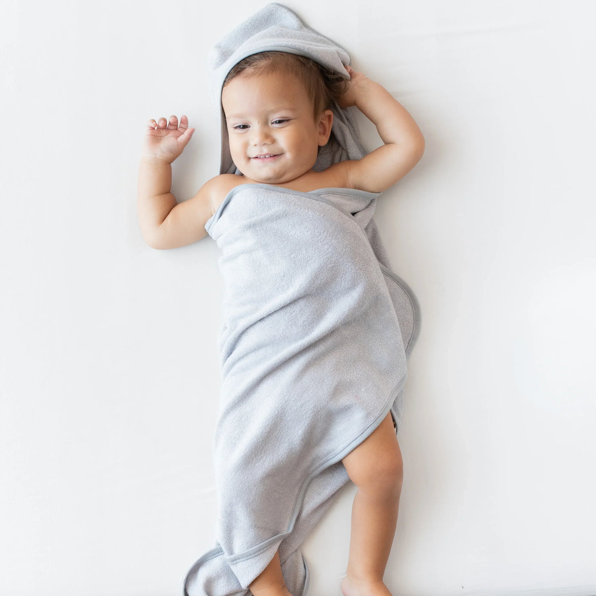 Hooded Bath Towel in Storm Main image