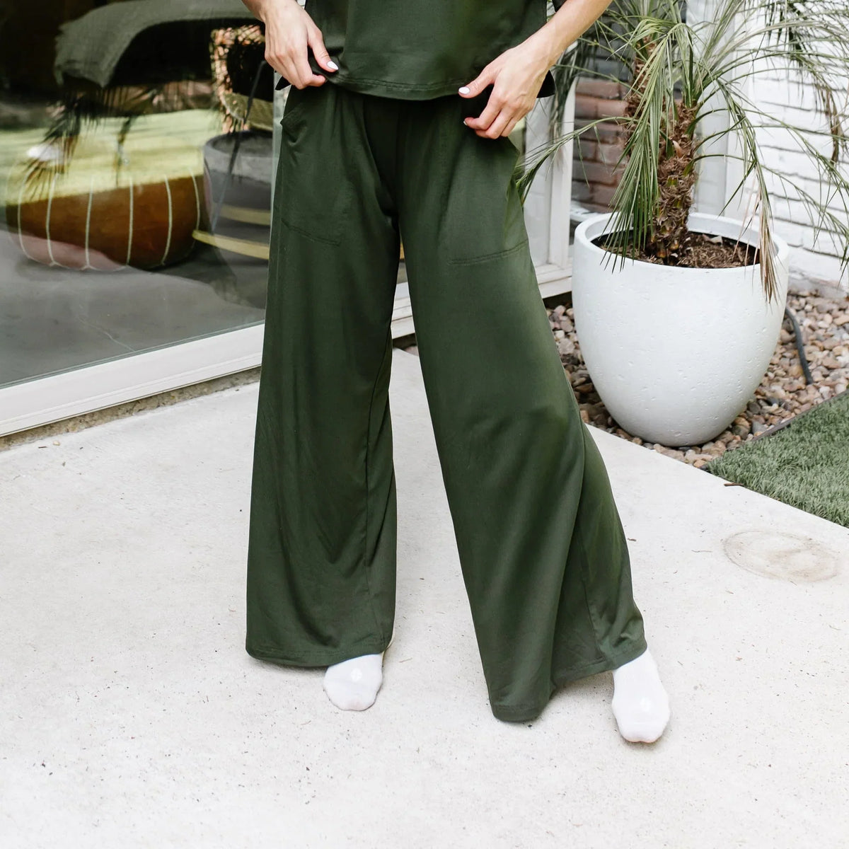 Women's Wide Leg Pant in Fir Main image