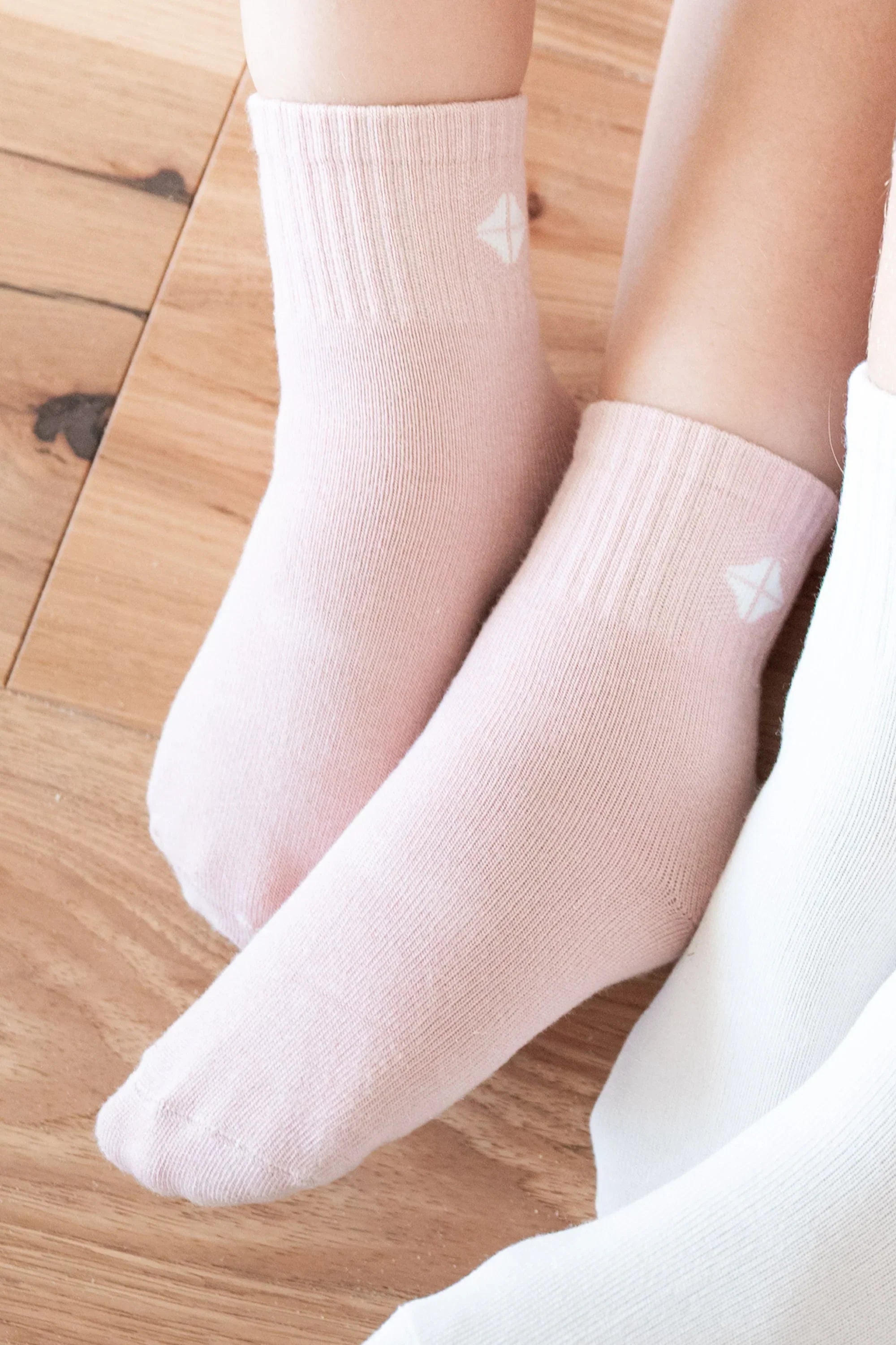 Crew Socks Combo 3-Pack in Pastel Secondary image