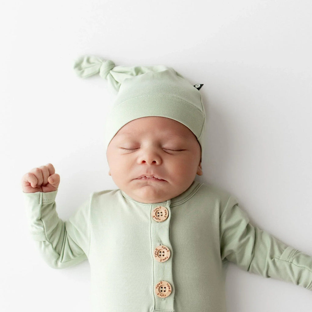 Knotted Cap in Basil