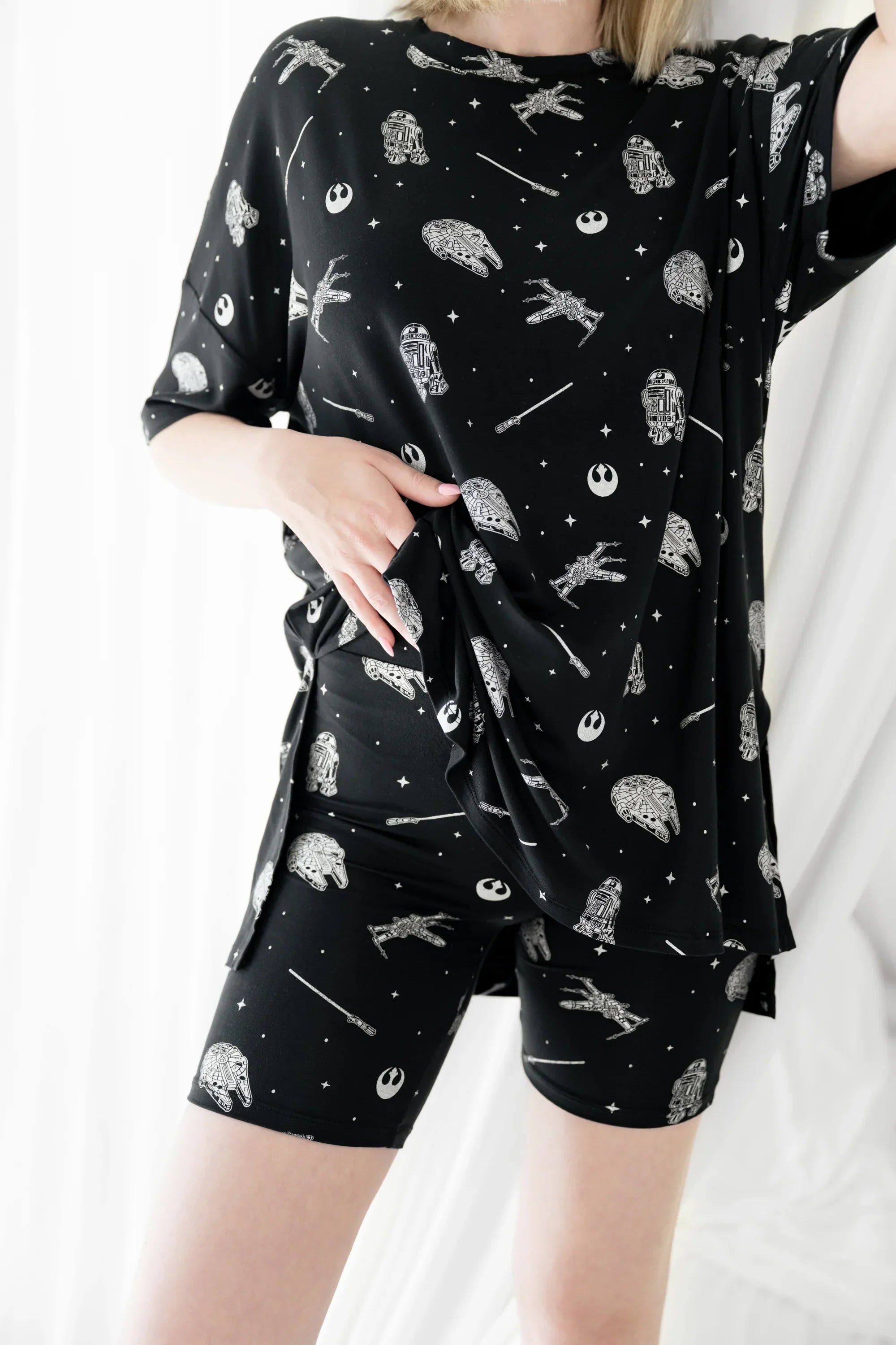 Women’s Biker Short Set in STAR WARS™ Secondary image