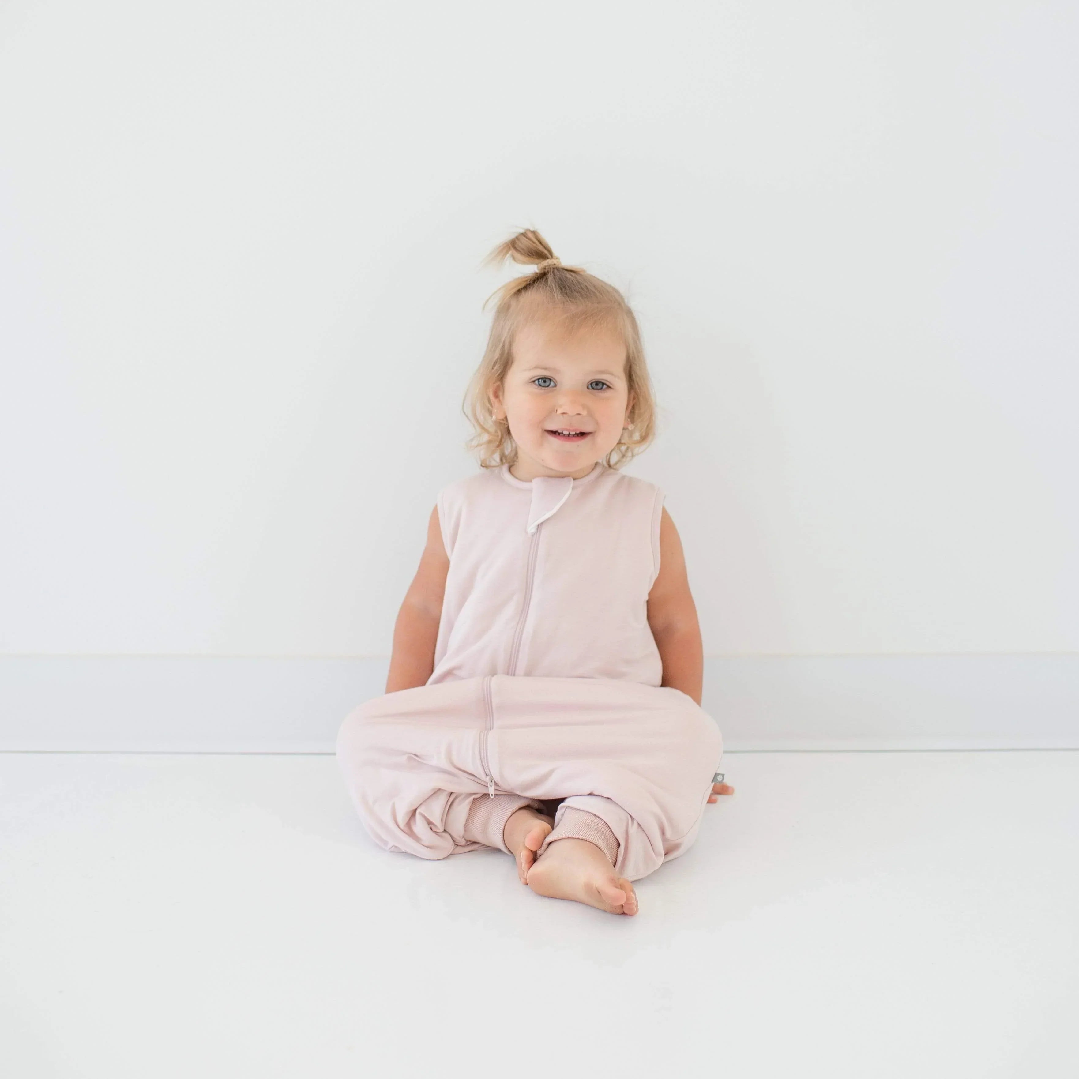 Sleep Bag Walker in Blush 2.5 Secondary image