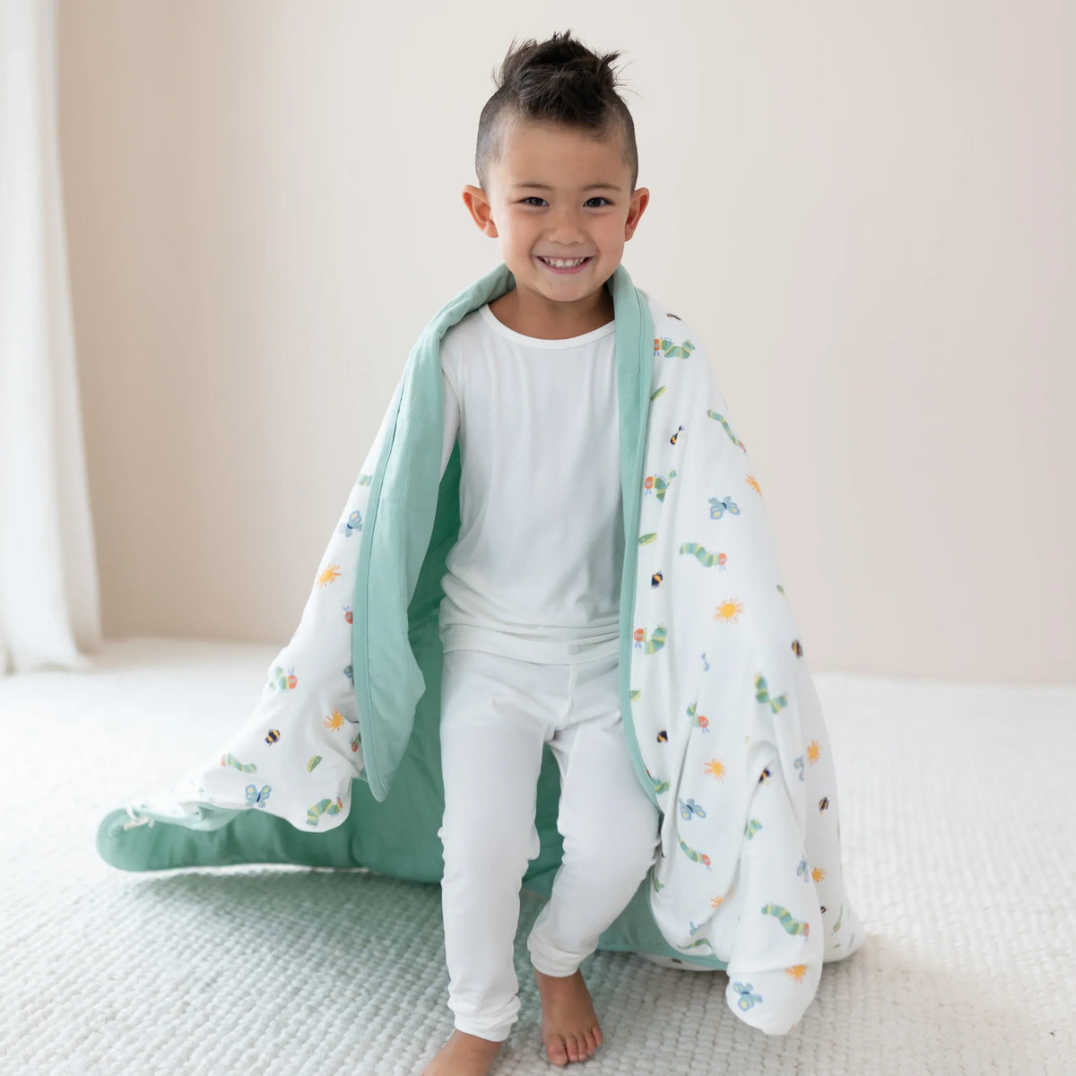 Youth Blanket in The Very Hungry Caterpillar™ and Friends 2.5 Main image