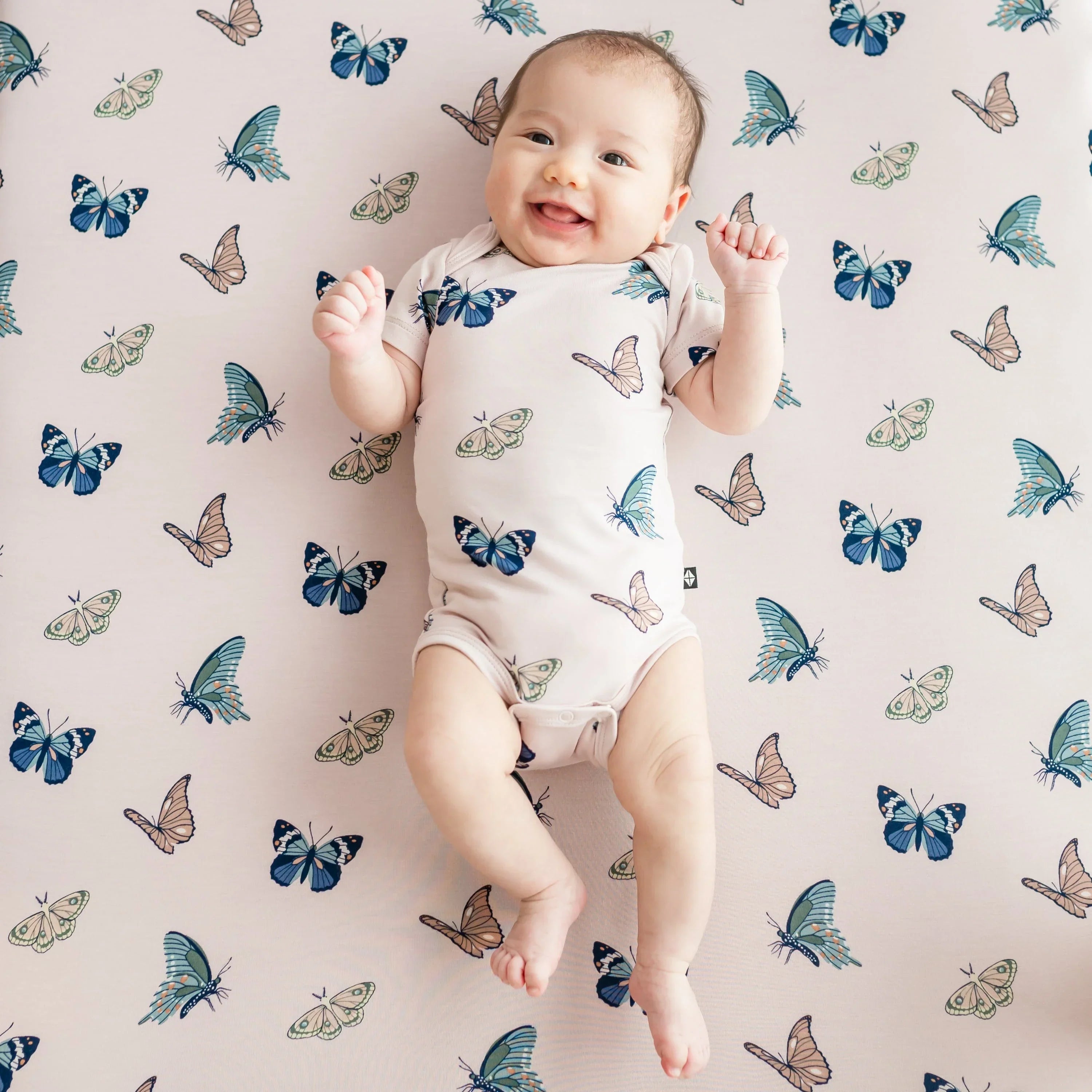 Crib Sheet in Blush Butterfly Secondary image