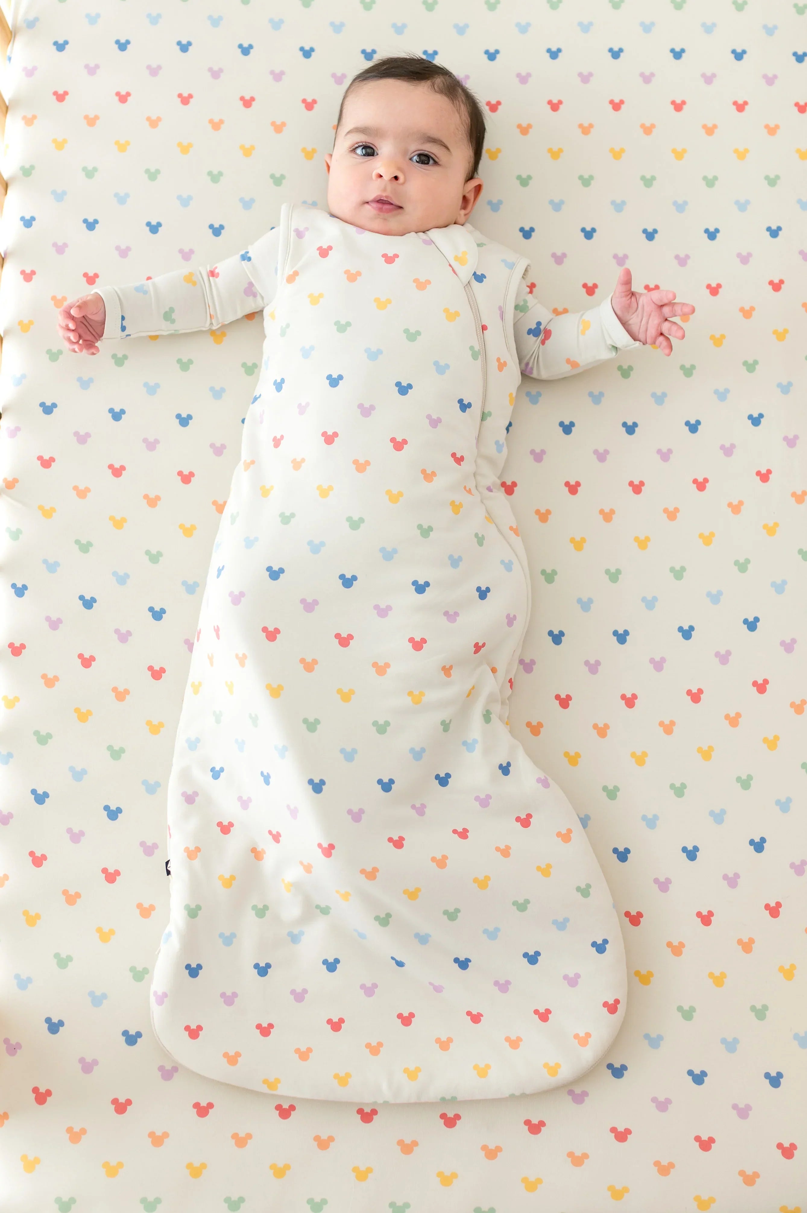 Crib Sheet in Pastel Mickey Mouse Secondary image