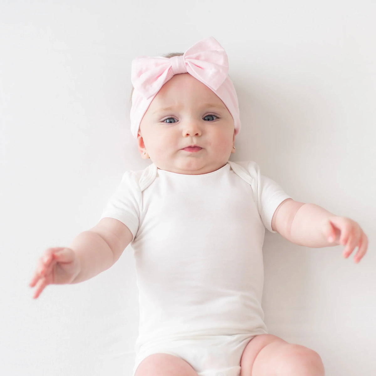 Bow Headband in Sakura Main image