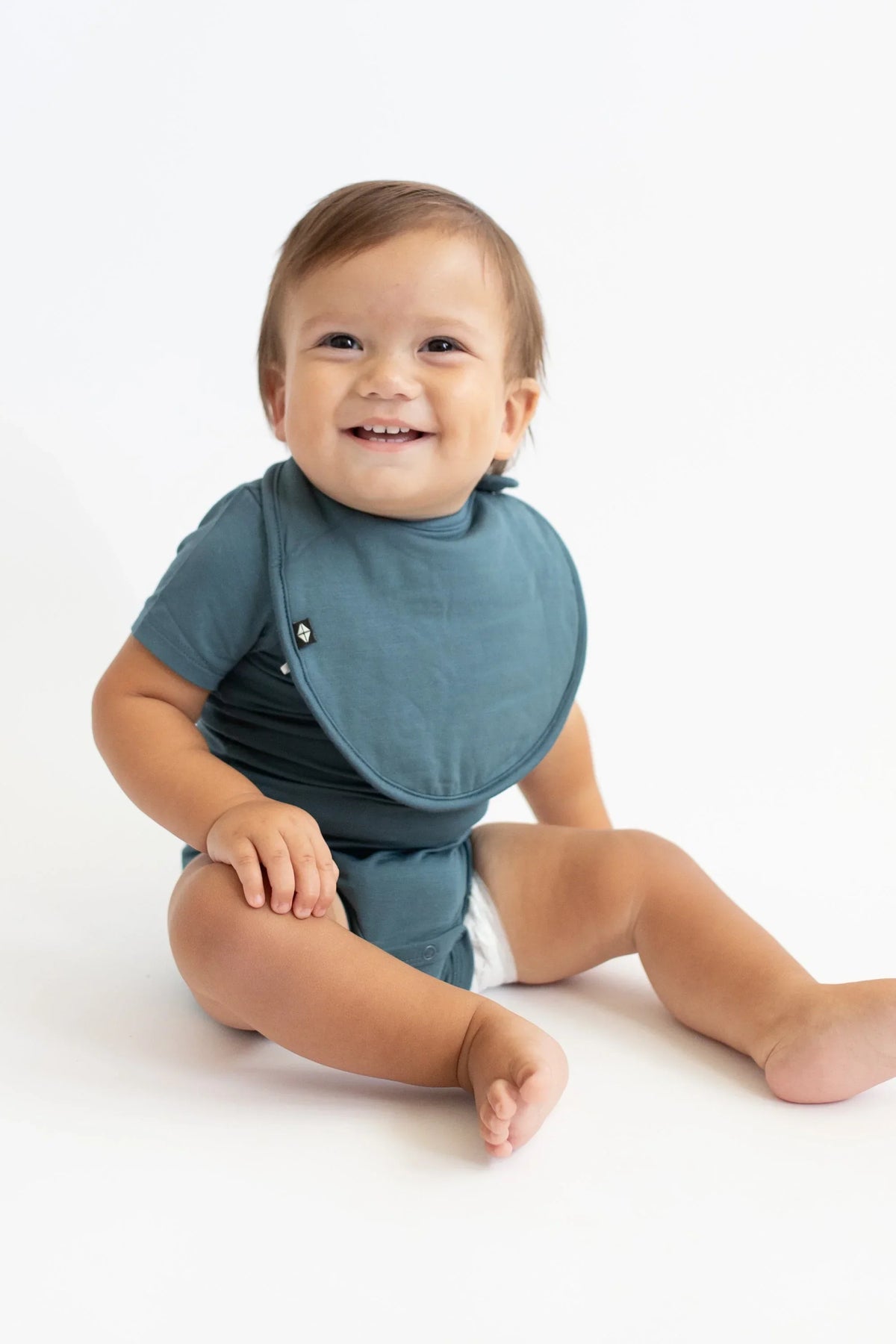 Cushy Bib in Atlantic Main image