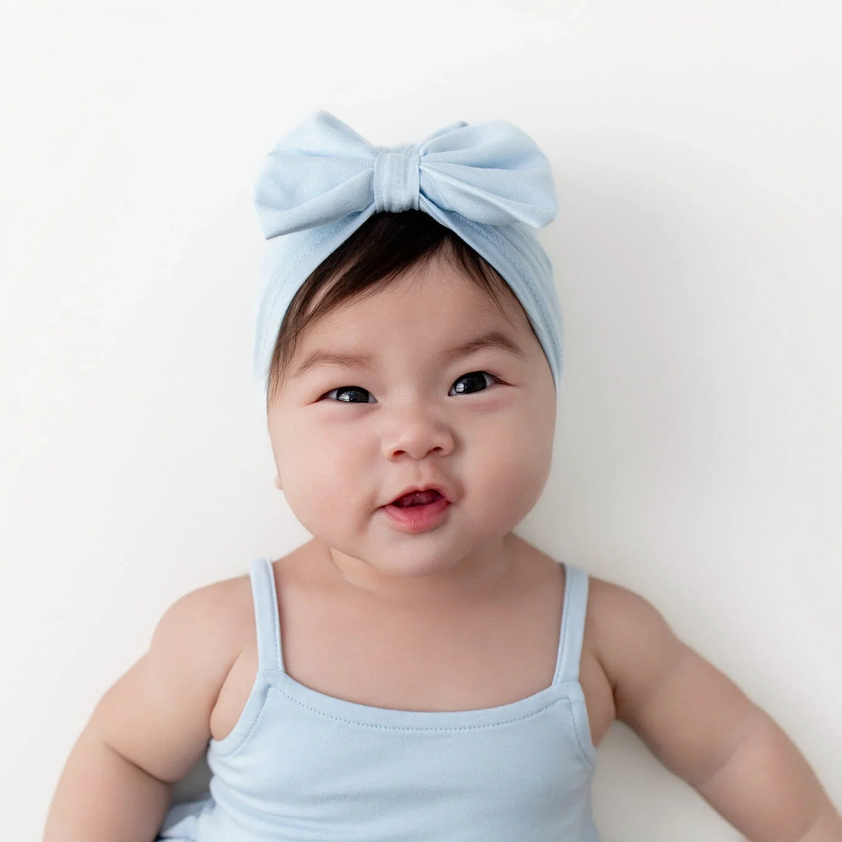 Bow Headwrap in Breeze Main image