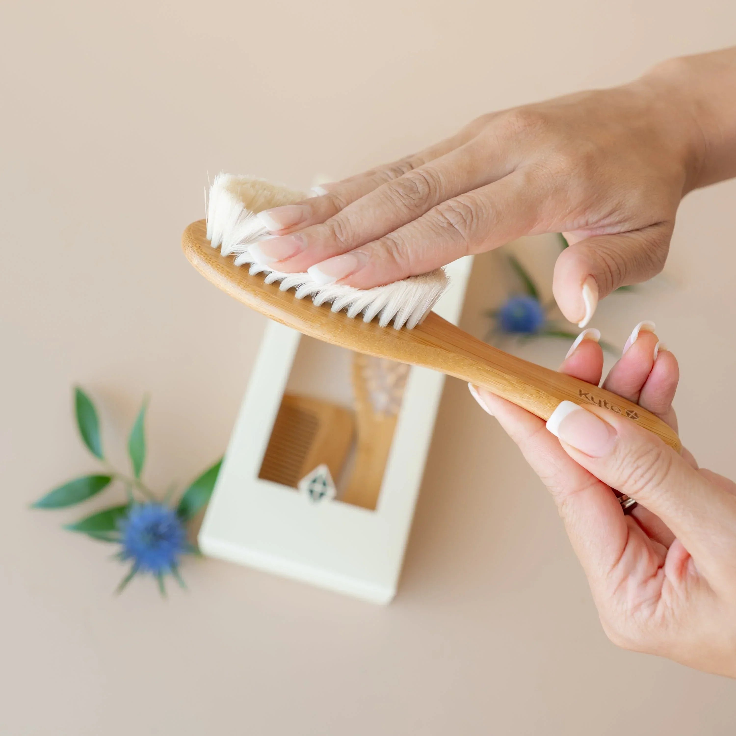 3-Piece Brush Set Secondary image