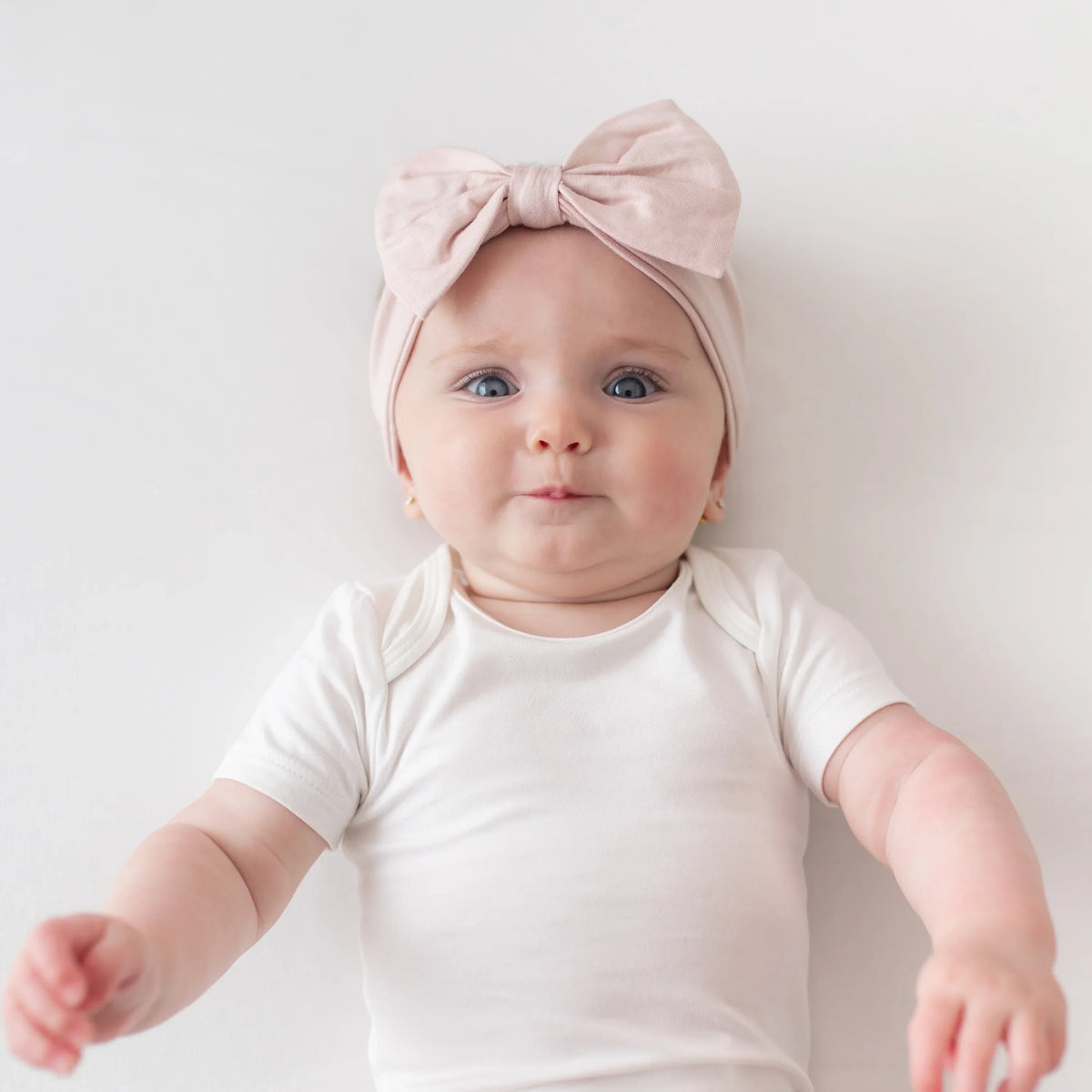 Bow Headband in Blush Main image