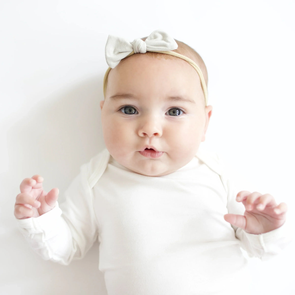 Tiny Nylon Bow in Oat Main image