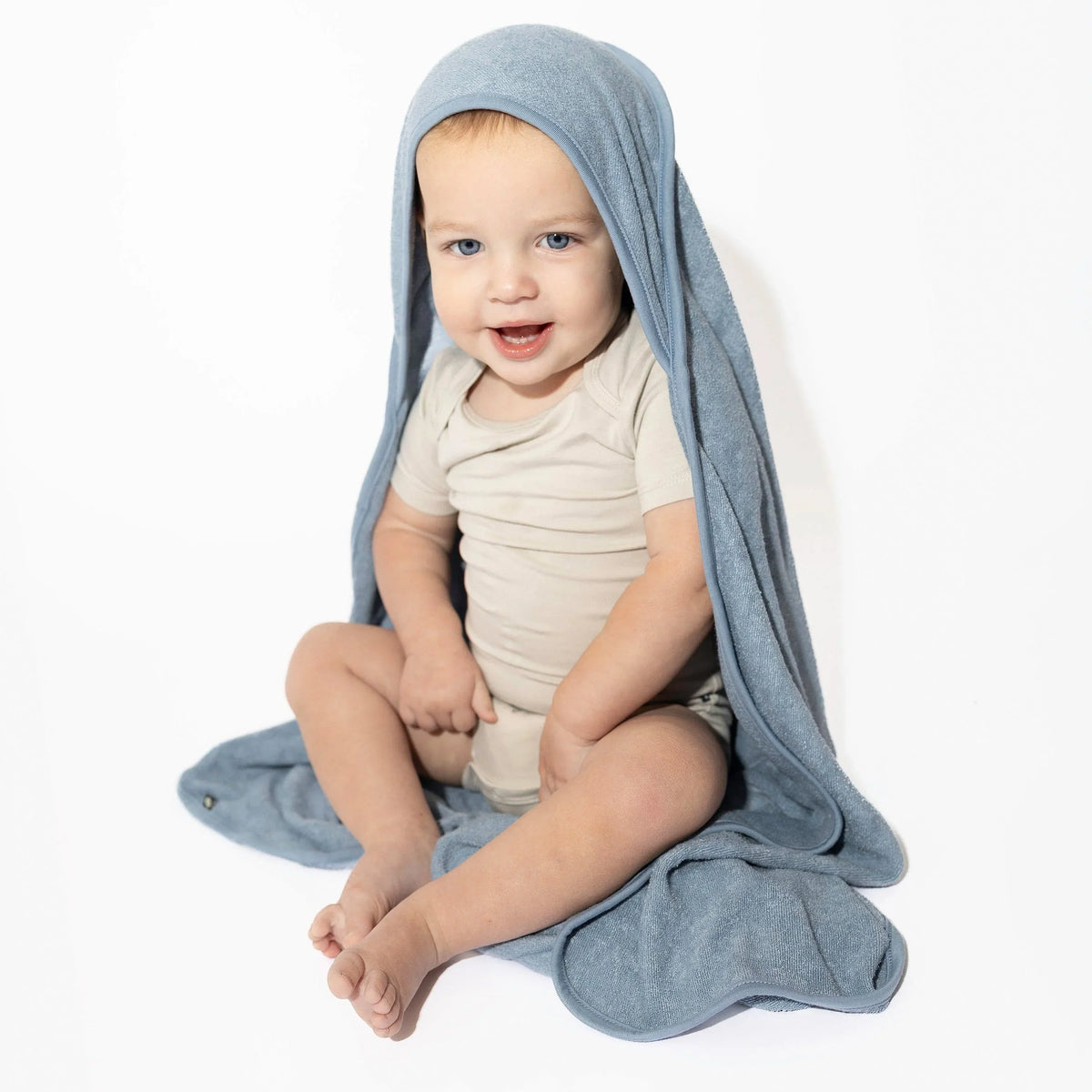 Hooded Bath Towel in Slate Main image