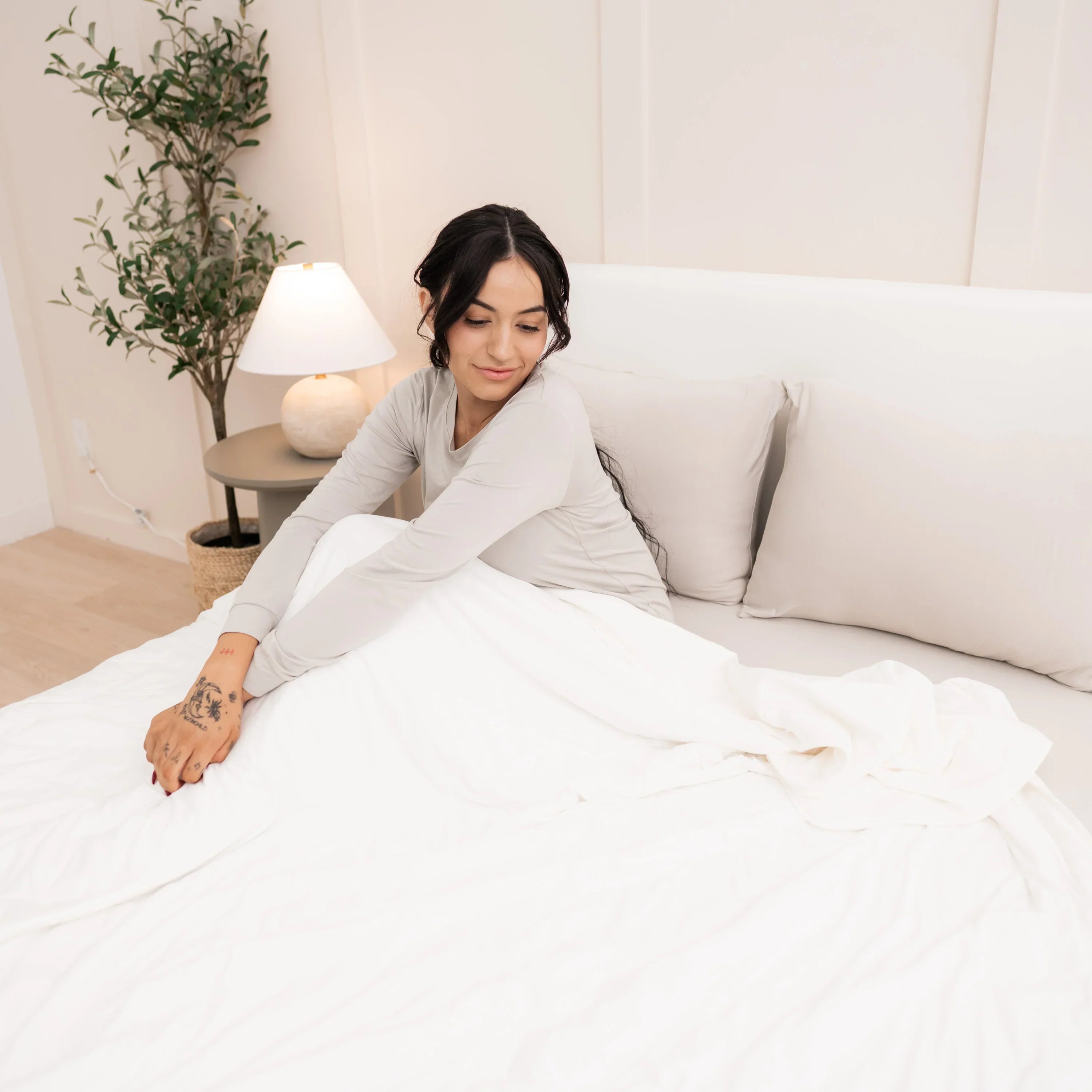 Adult Quilted Blanket in Cloud 1.0 Secondary image