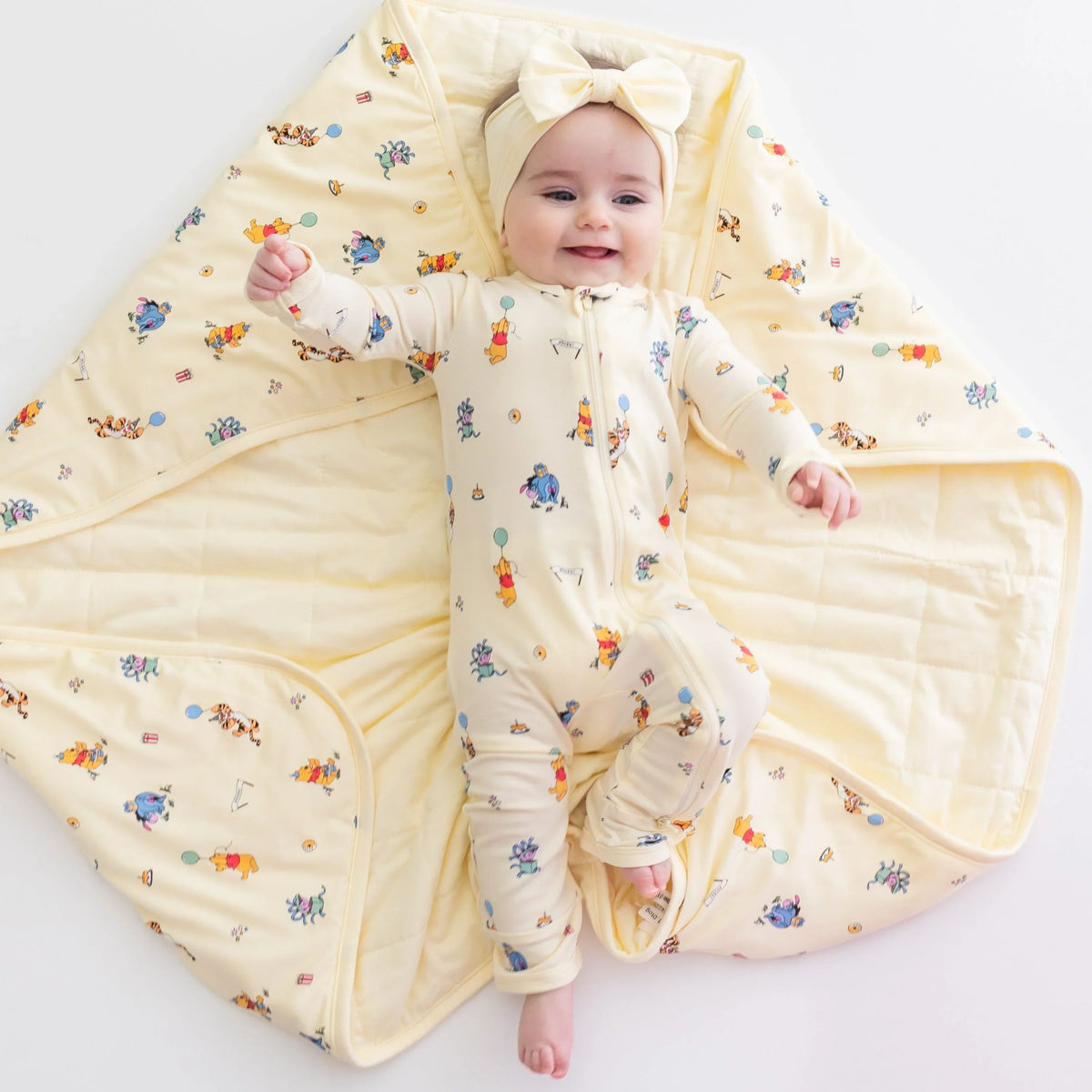 Baby Blanket in Winnie the Pooh Celebration 1.0 Main image