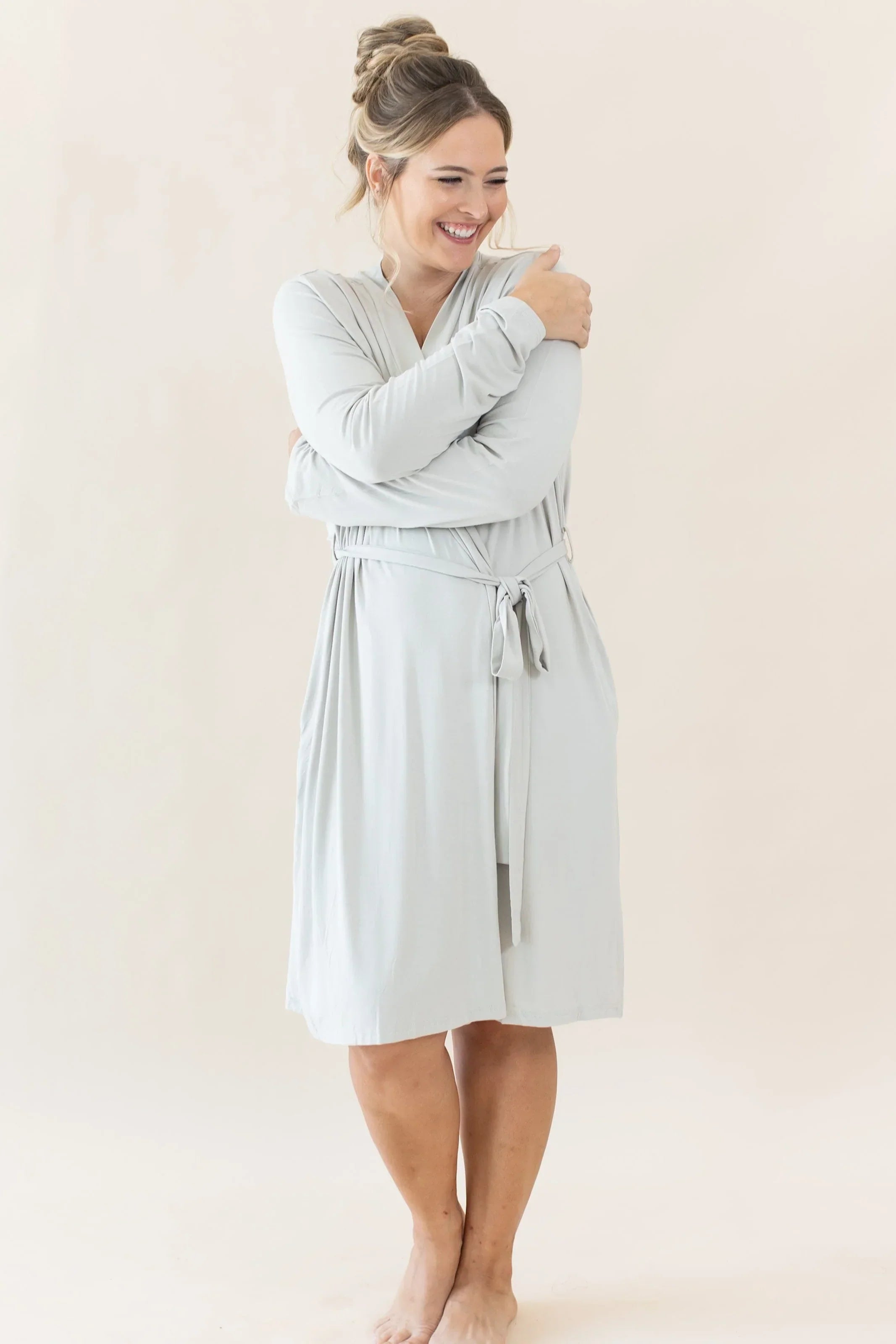 Women’s Lounge Robe in Oat Secondary image