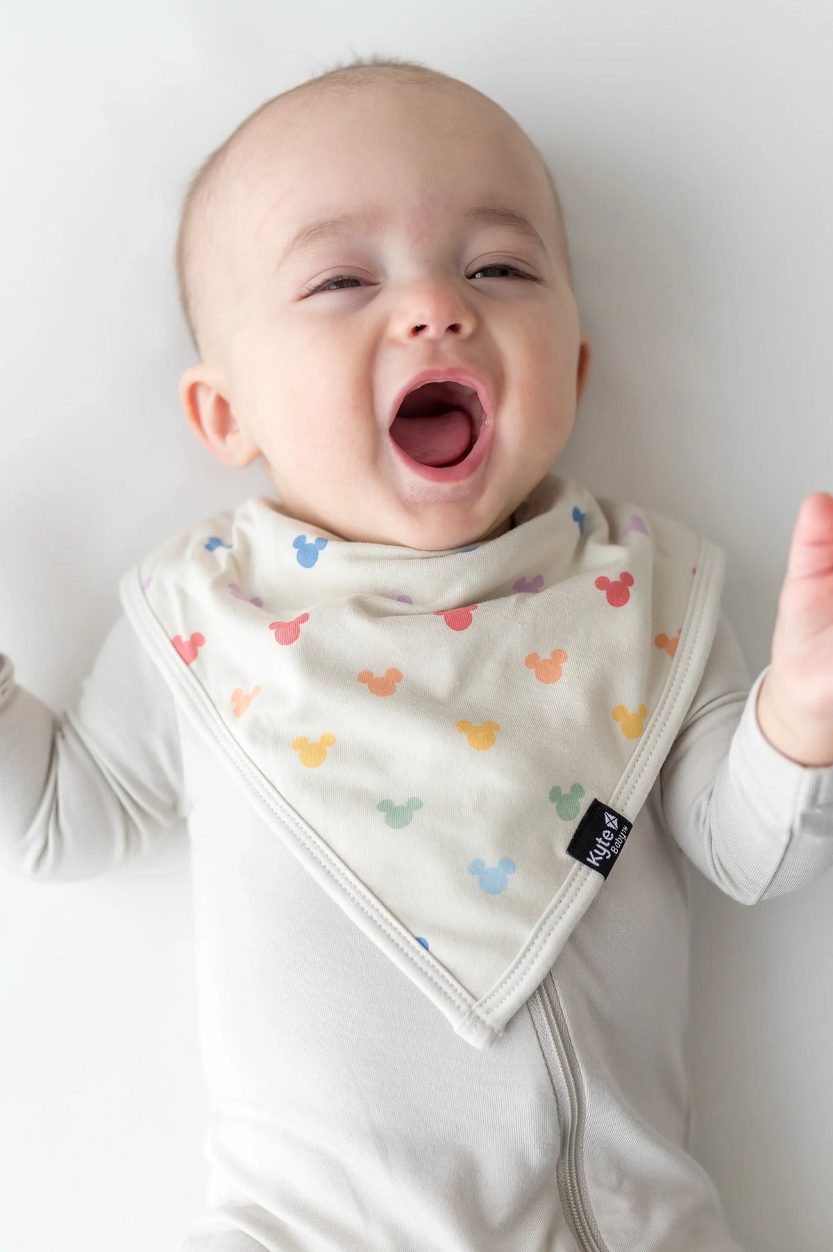 Bib in Pastel Mickey Mouse Main image