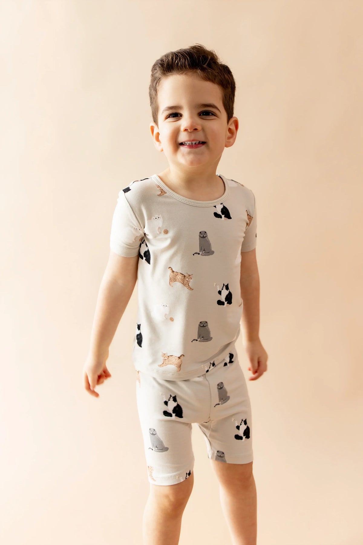 Short Sleeve Pajamas in Fluffy Cat Main image