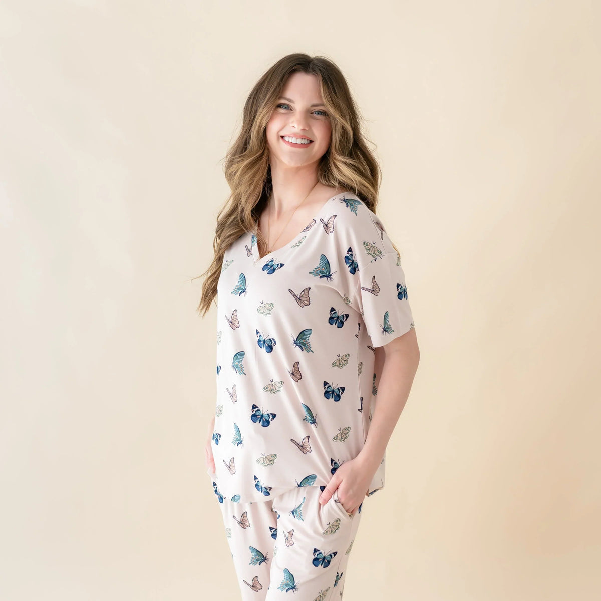 Women's Relaxed Fit V-Neck in Blush Butterfly Main image