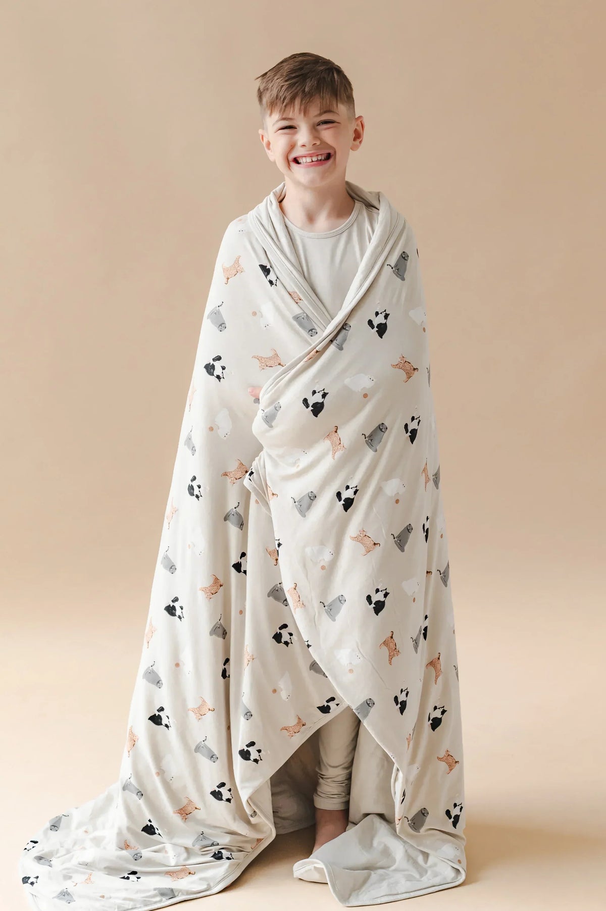 Youth Blanket in Fluffy Cat 1.0 Main image
