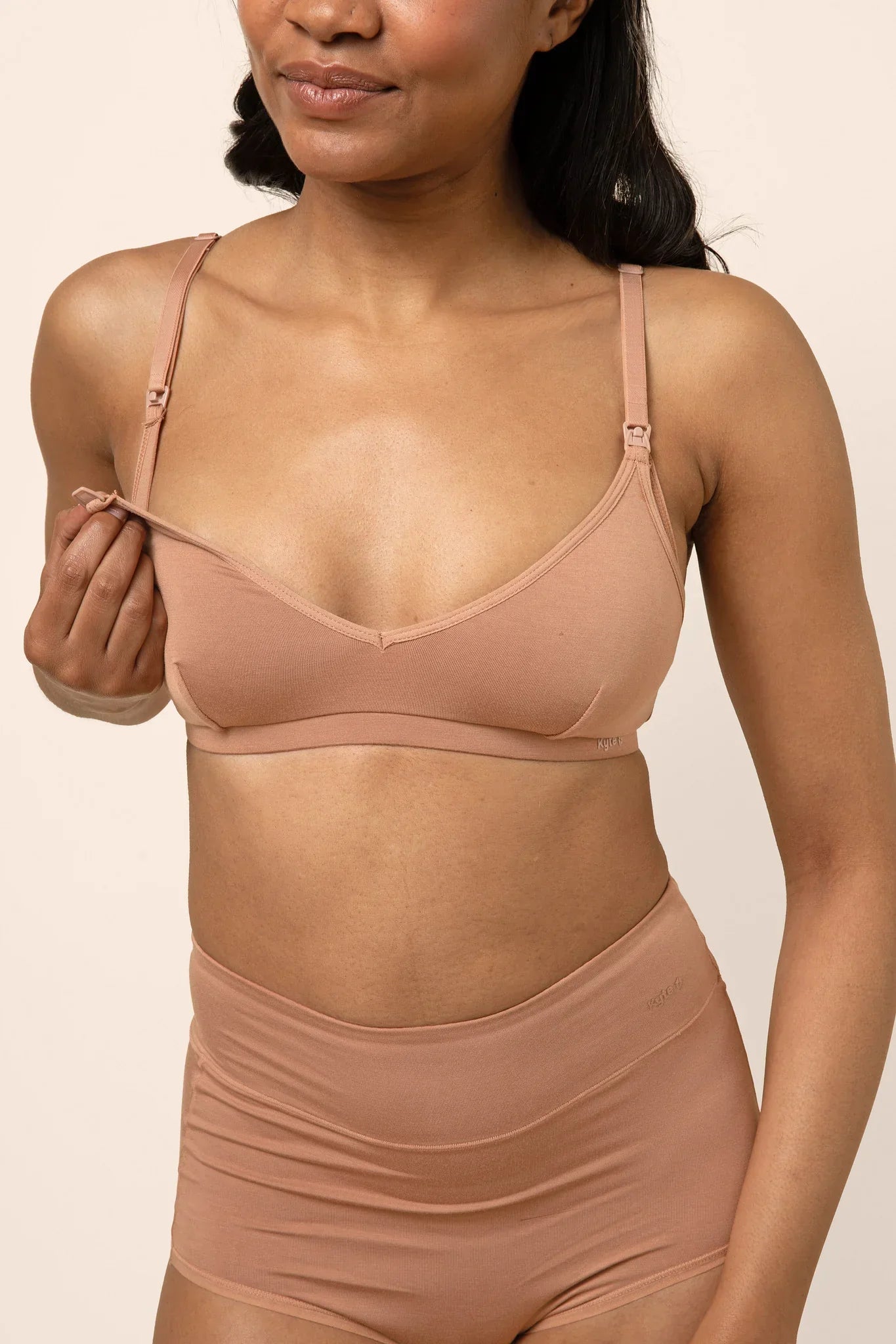 Women's Nursing Bra in Latte Secondary image