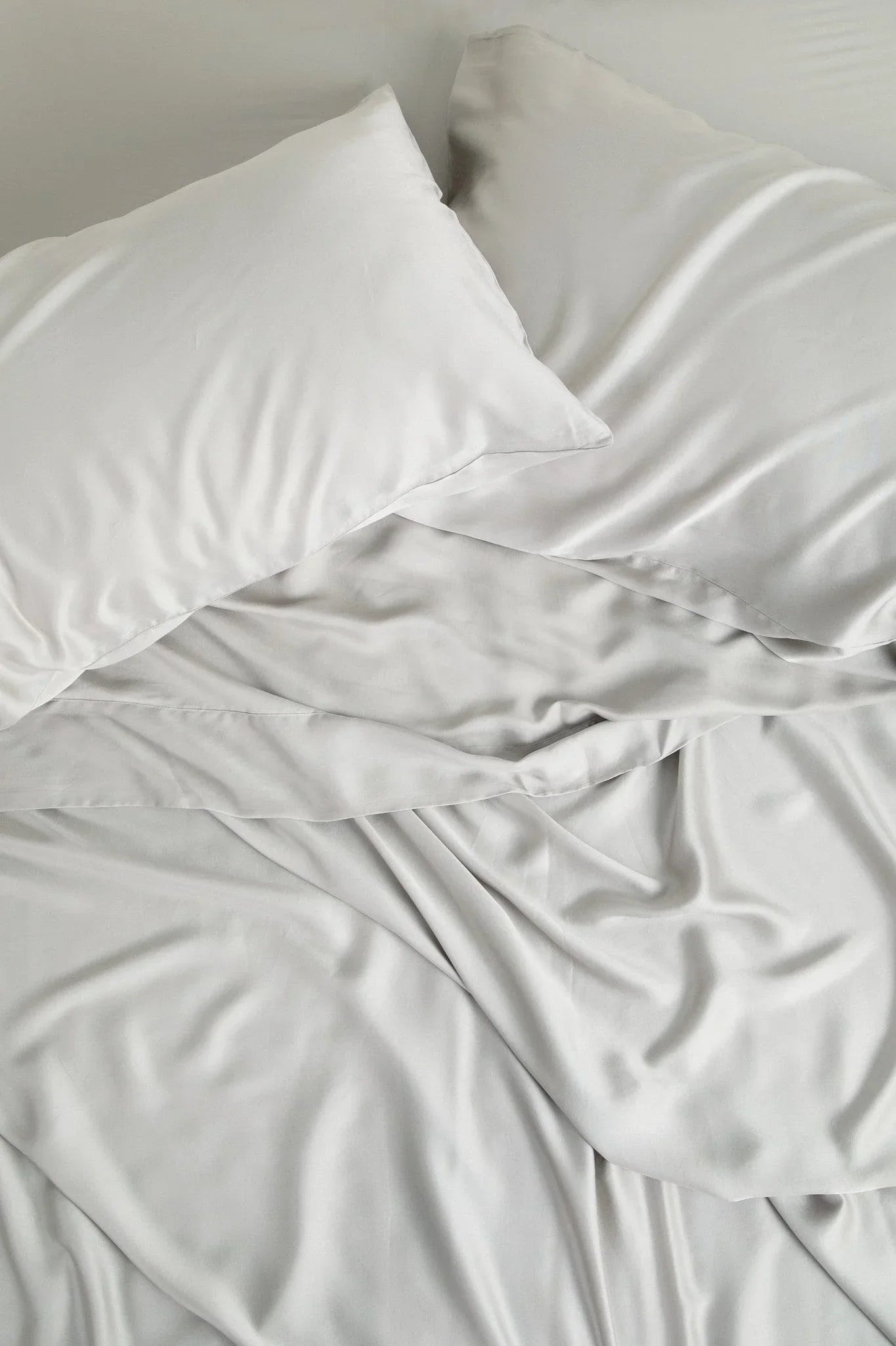 Bamboo Sateen Sheet Set in Dove Gray Secondary image