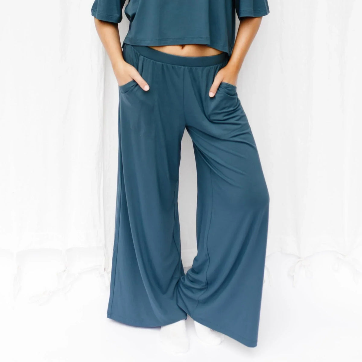 Women's Wide Leg Pant in Atlantic Main image