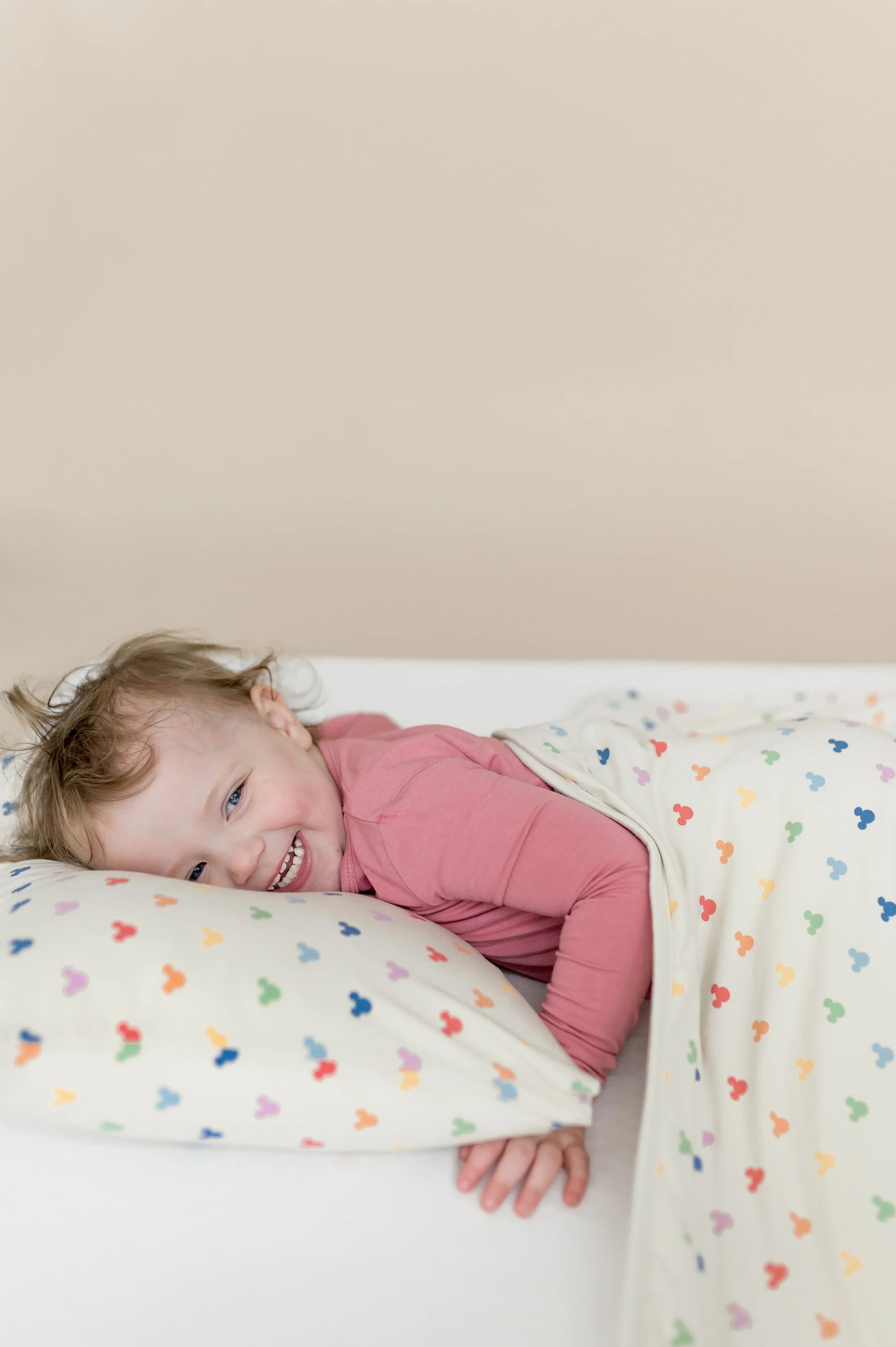 Toddler Pillowcase in Pastel Mickey Mouse Secondary image