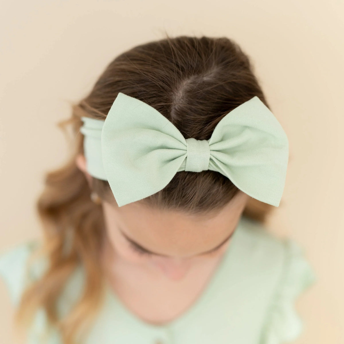 Bow Headband in Basil Main image