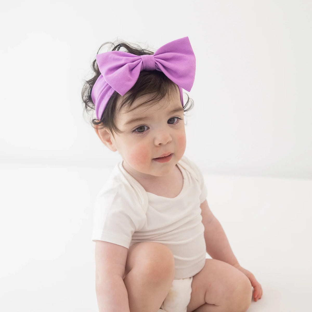 Bow Headband in Poi Main image