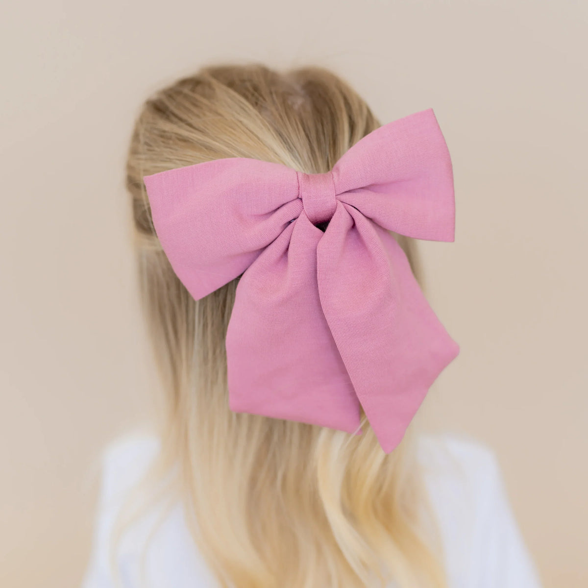 Large Alligator Clip Bow in Apple Blossom Main image