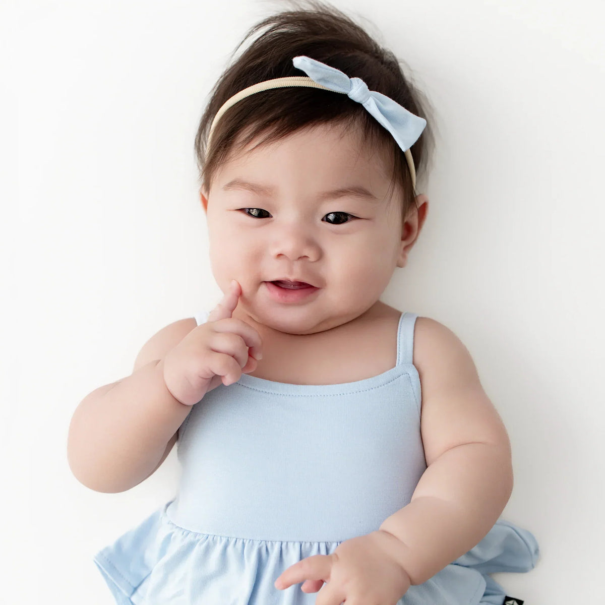 Tiny Nylon Bow in Breeze Main image