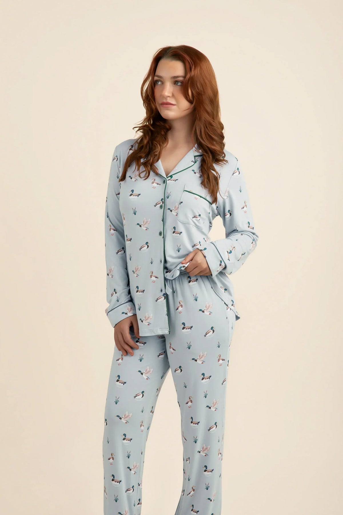 Long-Sleeved Women's Pajama Set in Mallard Duck Main image