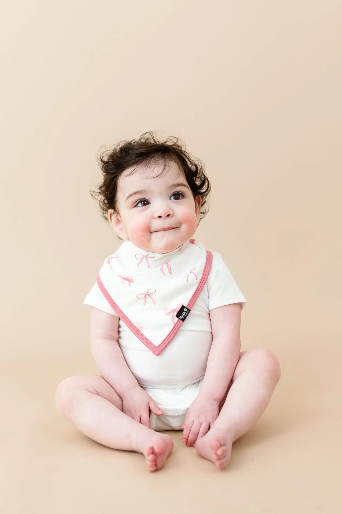 Bib in Bow Main image