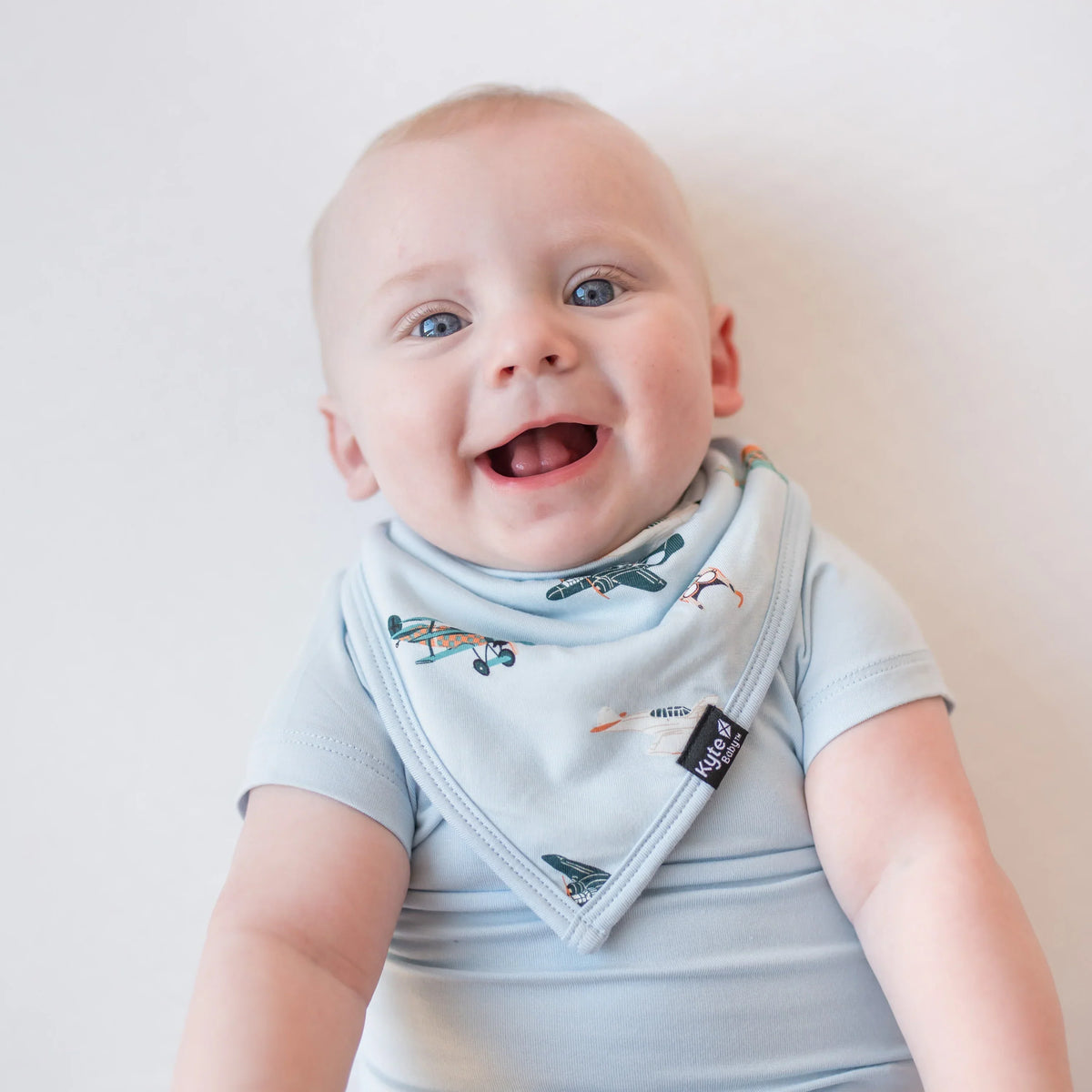 Bib in Take Off Main image