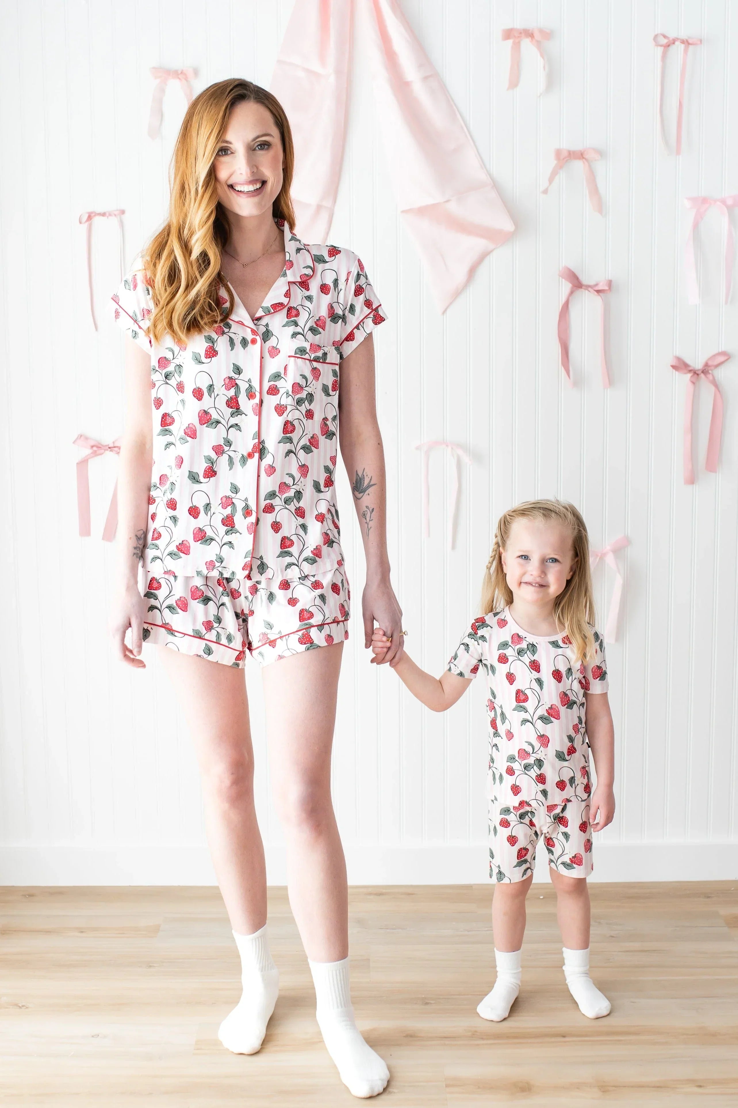 Women's Short Sleeve Pajama Set in Strawberry Fields Secondary image
