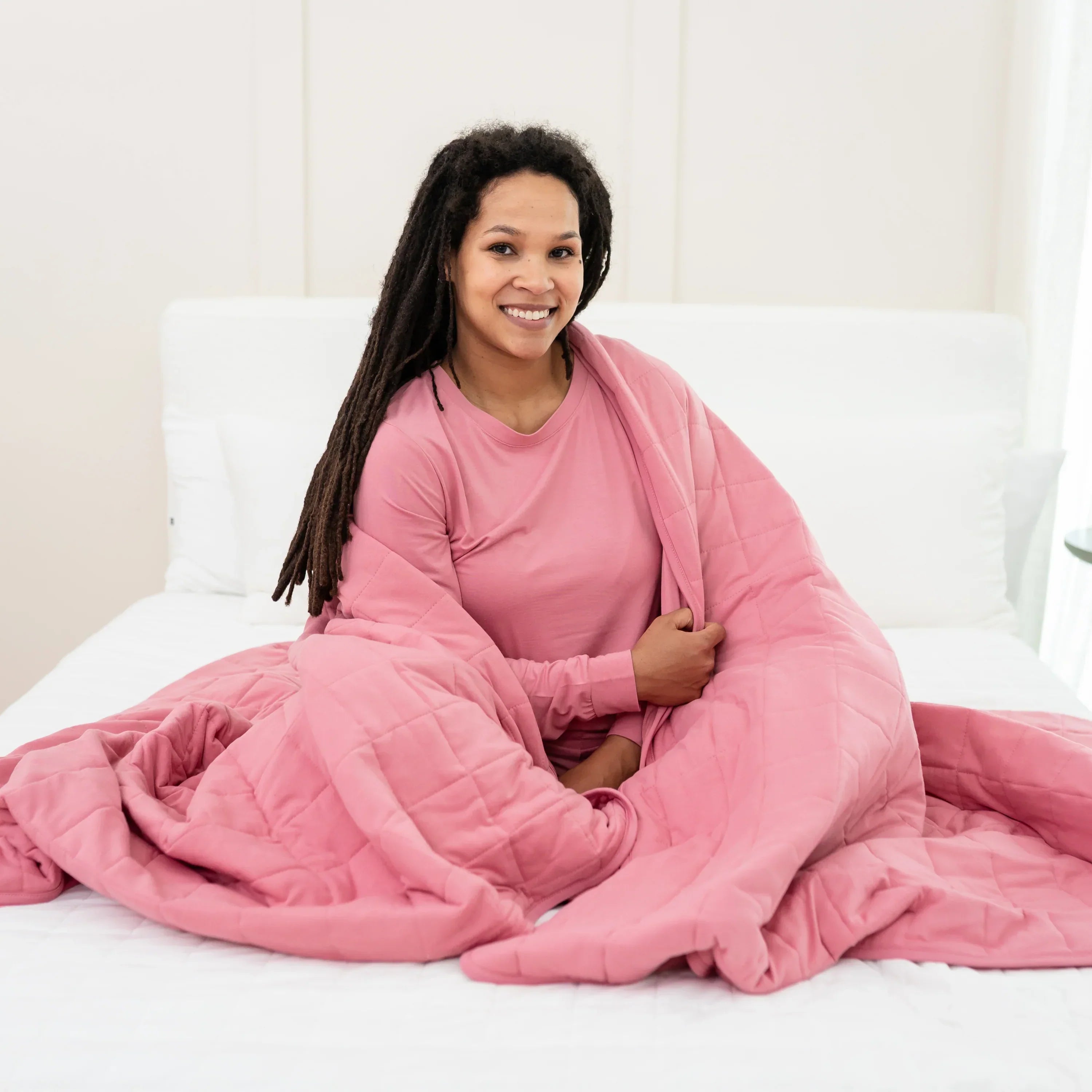 Adult Quilted Blanket in Apple Blossom 2.5 Secondary image