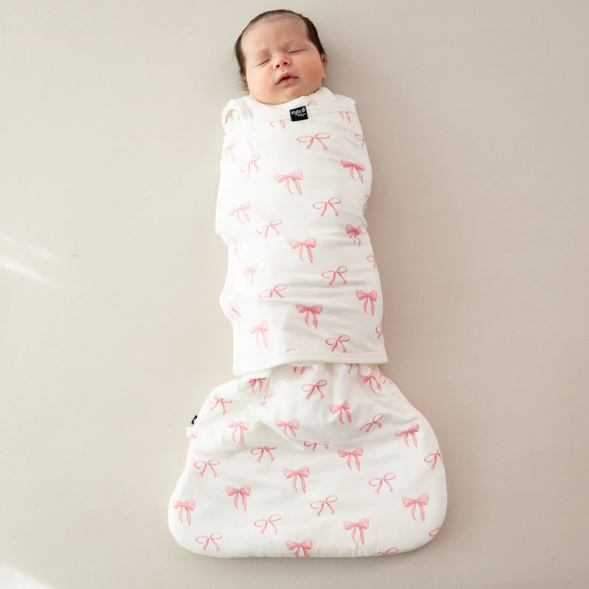 Sleep Bag Swaddler in Bow 1.0 Main image