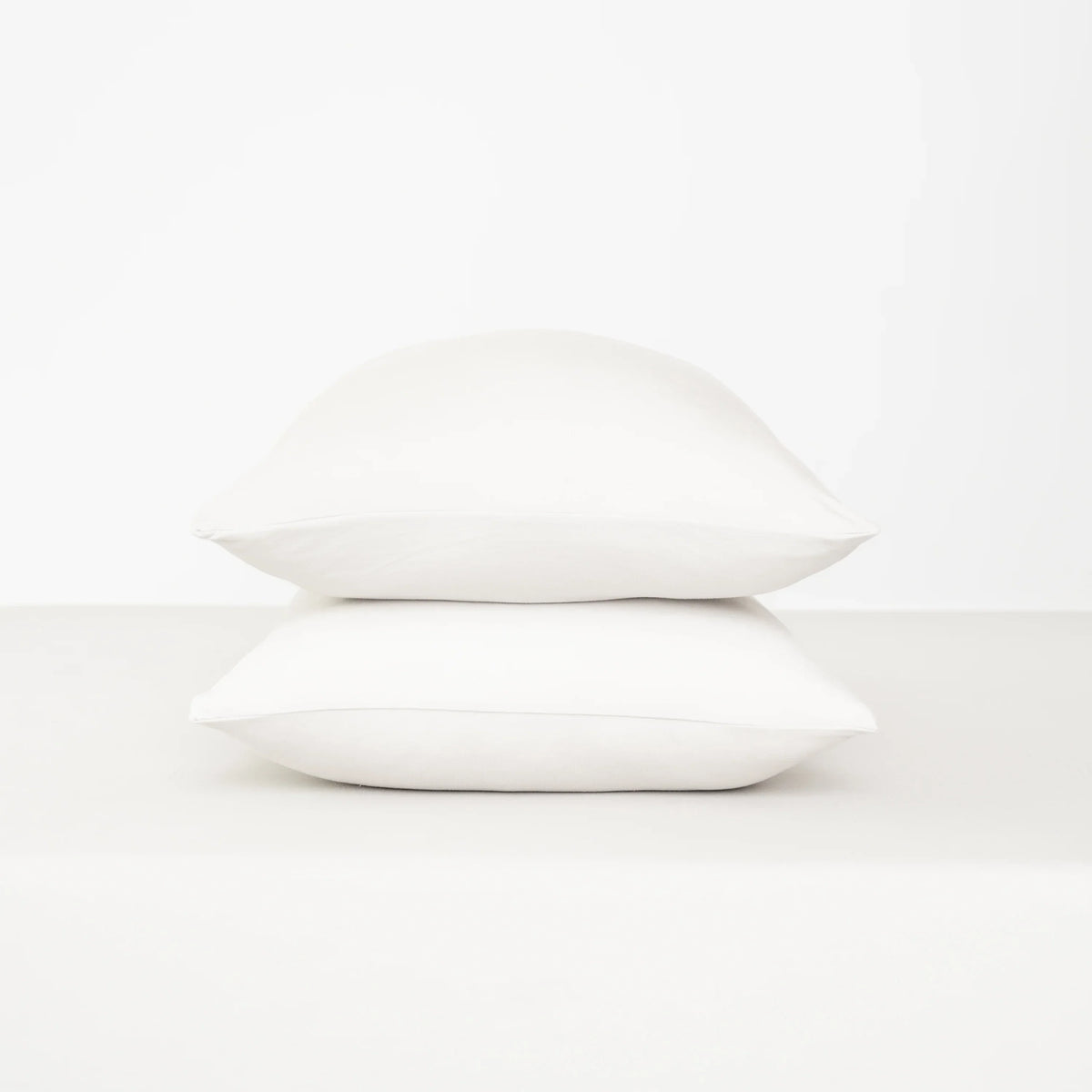 Fitted Sheet with Pillowcases in Cloud Main image