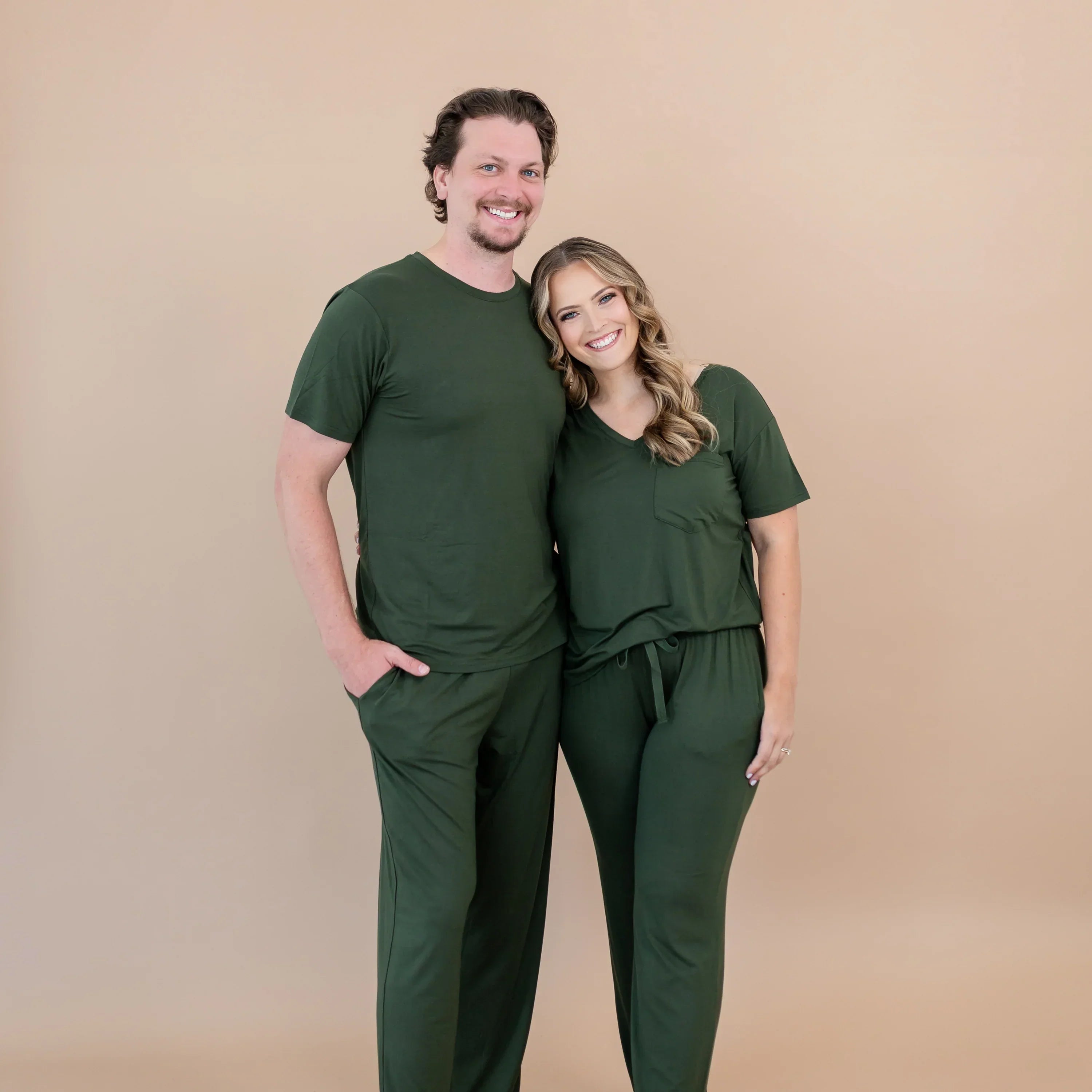 Men's Lounge Pants in Fir Secondary image