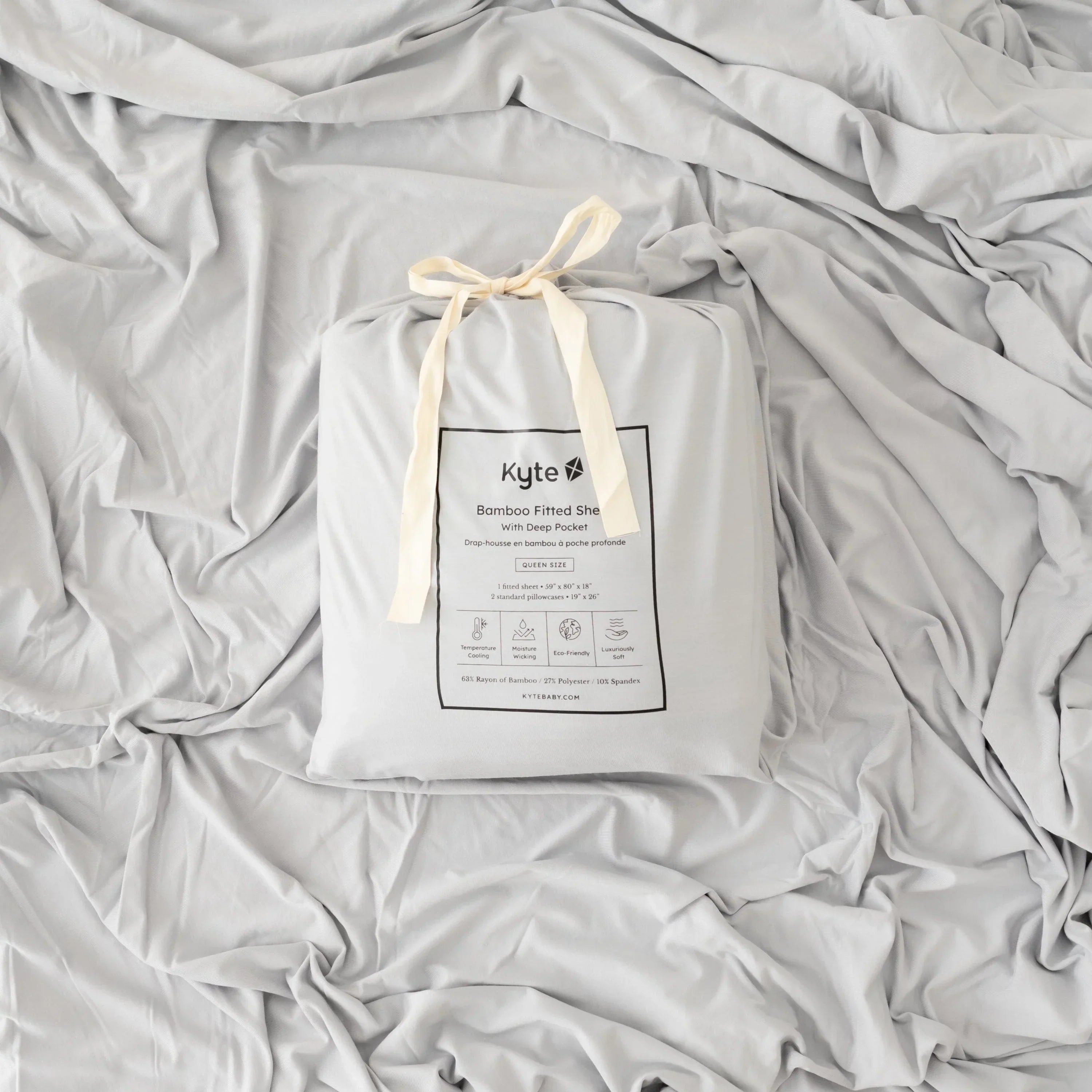 Fitted Sheet with Pillowcases in Storm Secondary image