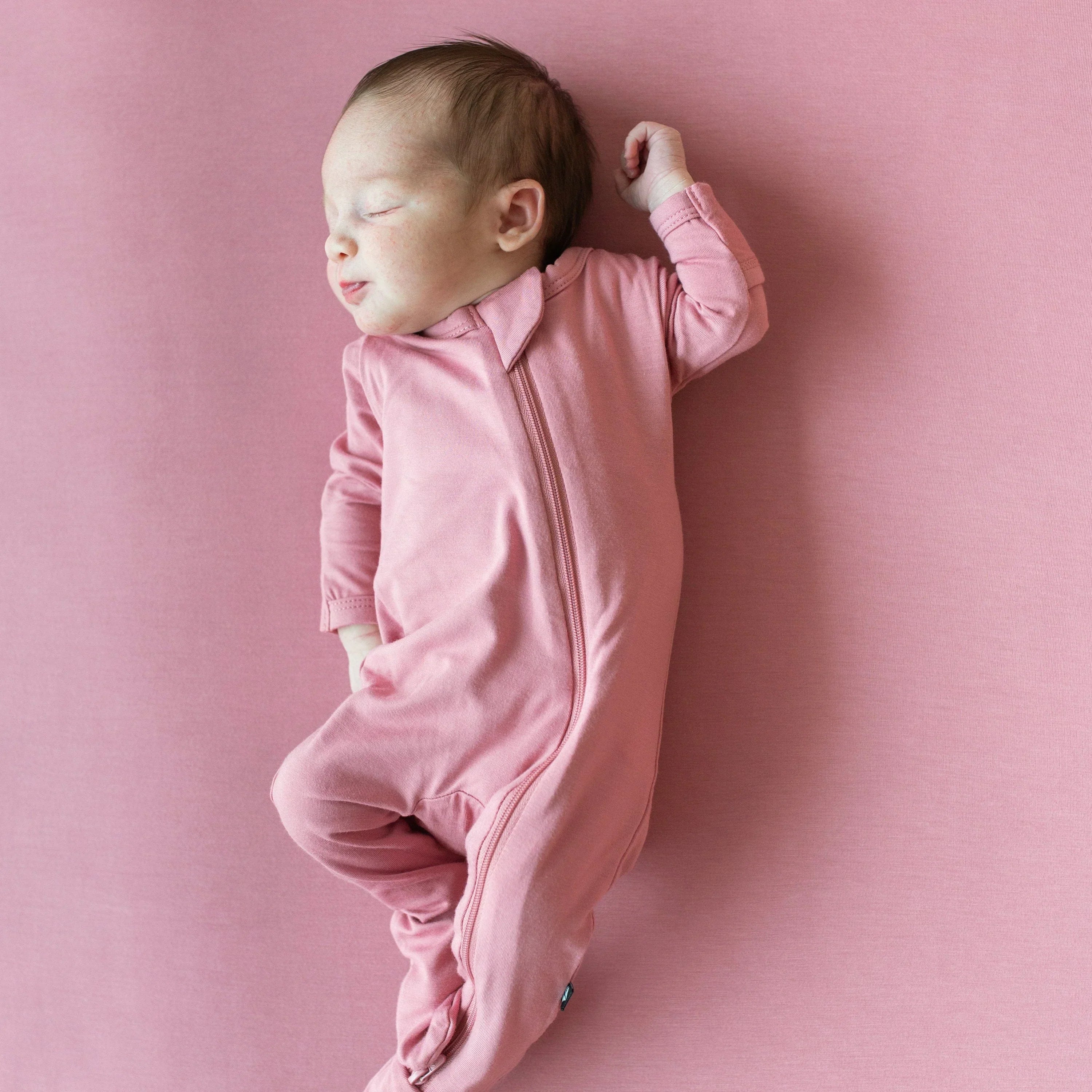 Crib Sheet in Apple Blossom Secondary image