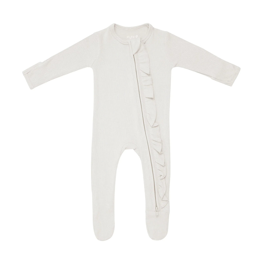 Ribbed Ruffle Zipper Footie in Oat