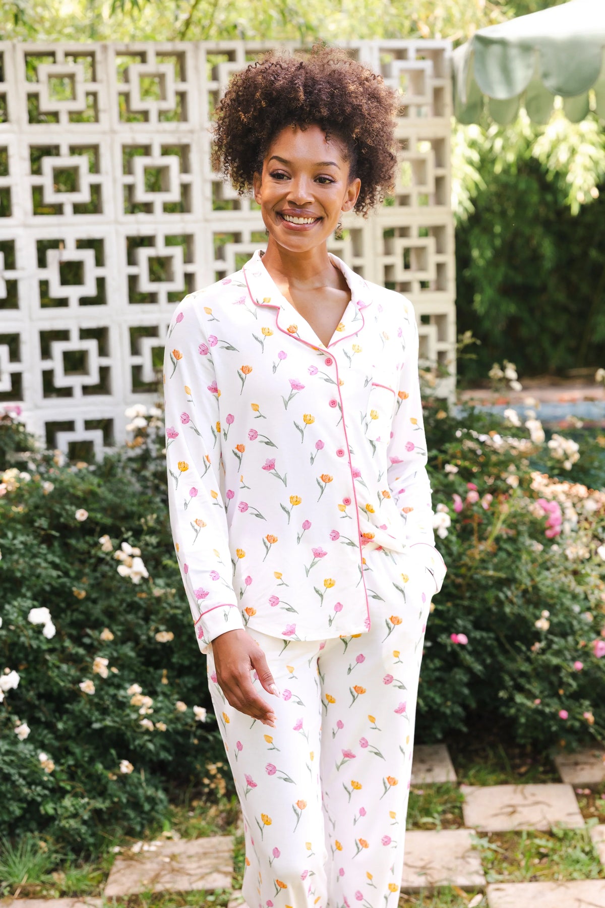 Long-Sleeved Women's Pajama Set in Tulip Main image