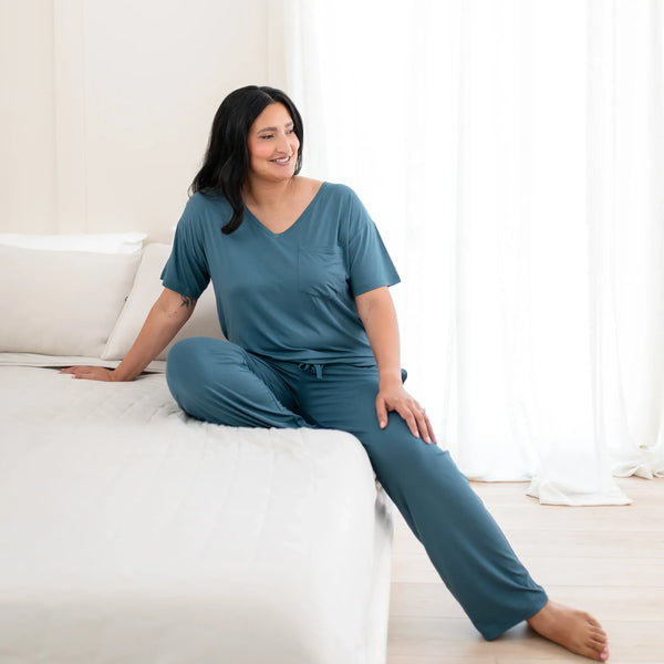 Women’s Relaxed Fit V-Neck in Atlantic