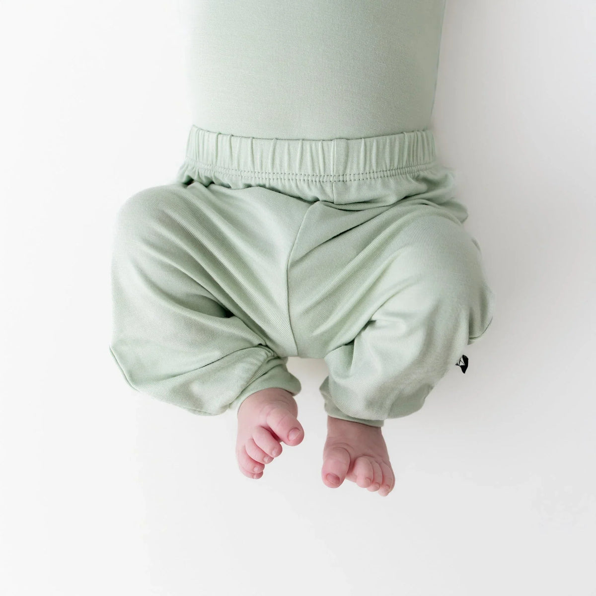 Pant in Basil Main image